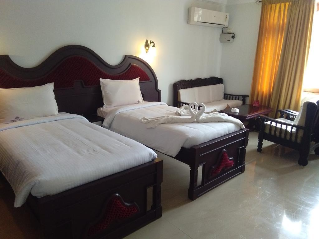 Indraprastha Beach Resort วาร์คาลา ภายนอก รูปภาพ