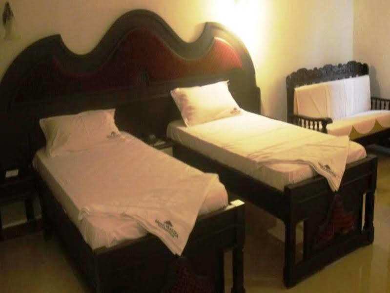 Indraprastha Beach Resort วาร์คาลา ภายนอก รูปภาพ